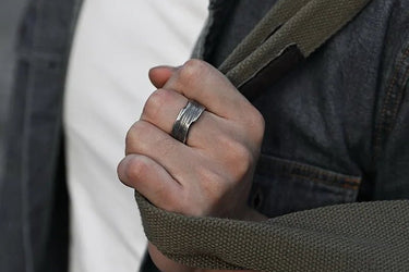 "VINTAGE" 925 Silver Plated Adjustable Ring - Couple Jewels